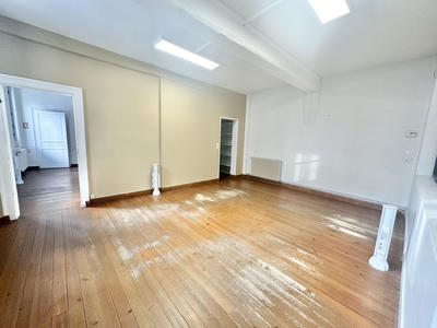 Local commercial - 81 m²