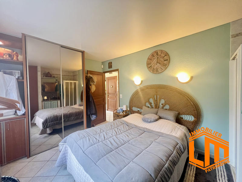 Viager - Mas - 207 m² - 6 pièces