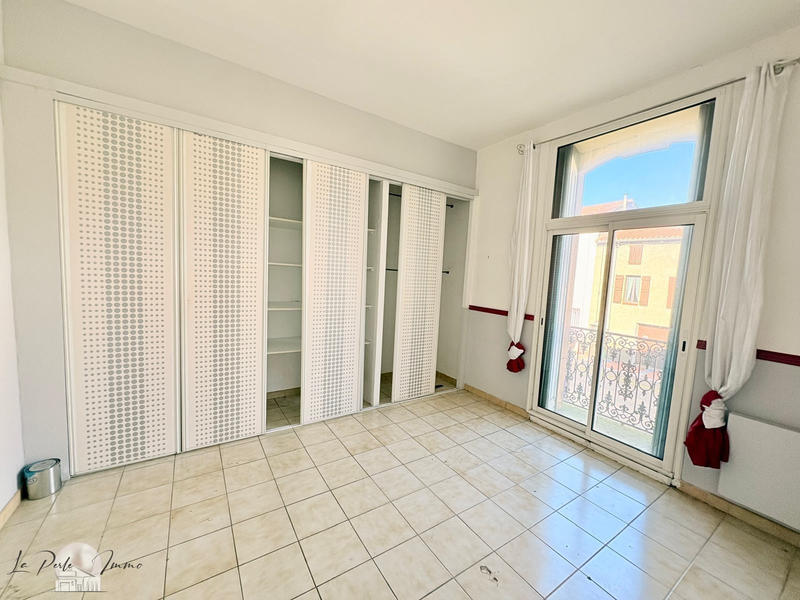 Immeuble - 228 m² - 9 pièces
