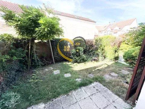 Maison de village - 154 m² - 9 pièces