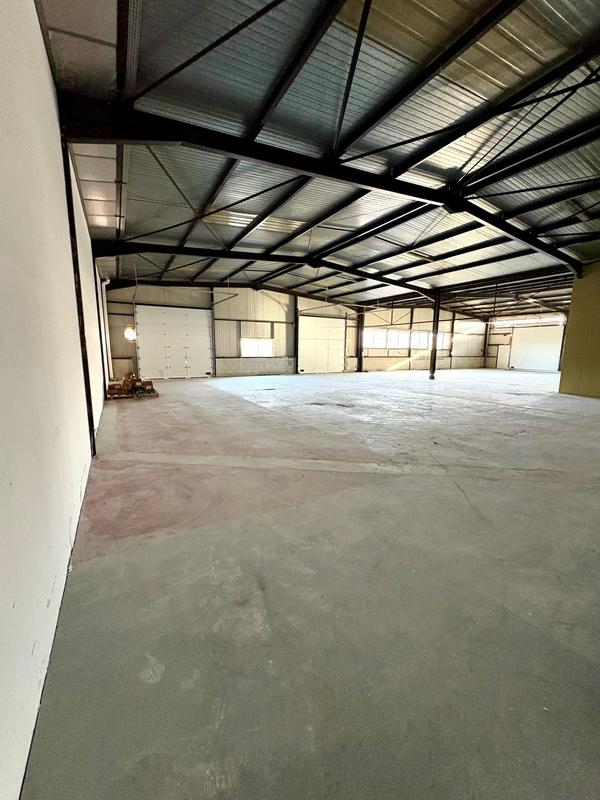 Local d'activités - 450 m²