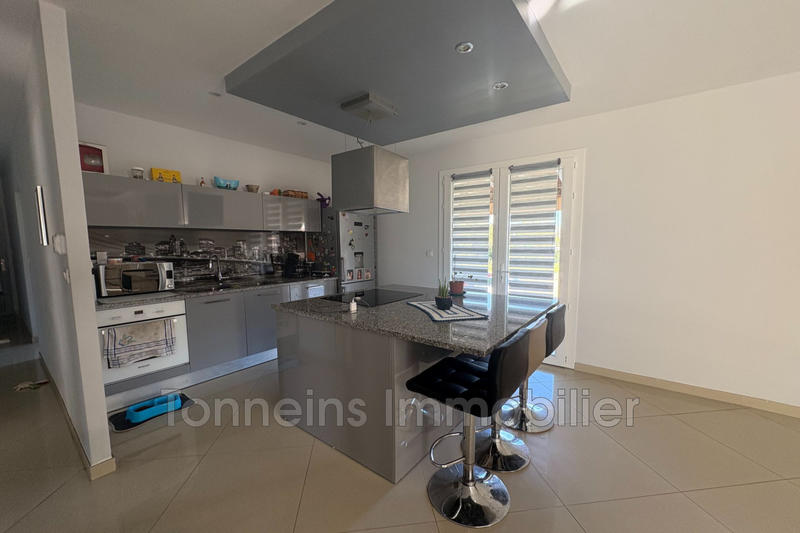 Maison - 104 m² - 5 pièces