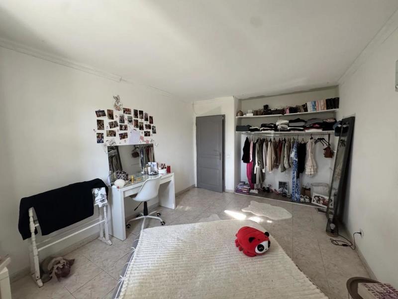 Propriété - 158 m² - 6 pièces