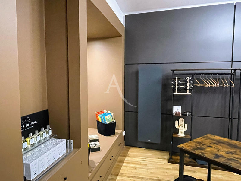 Local commercial - 32 m²