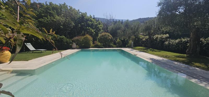 Maison - 190 m² - 4 pièces