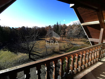 Maison - 225 m² - 10 pièces