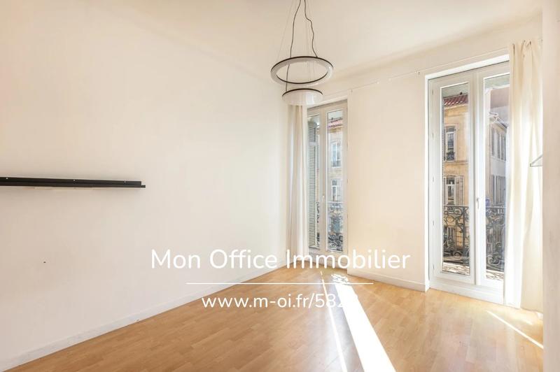 Bureau - 125 m² - 5 pièces