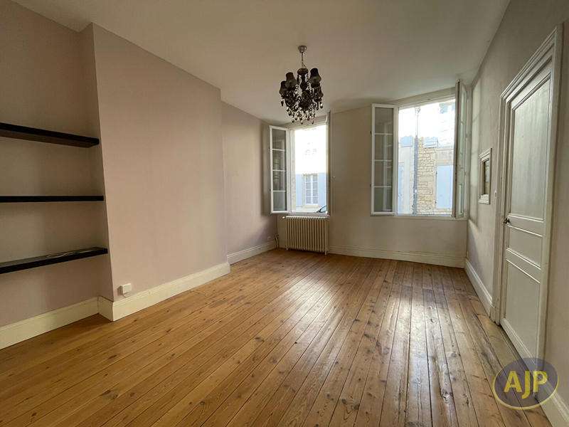 Maison - 124 m² - 4 pièces