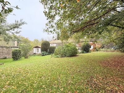 Maison - 142 m² - 5 pièces