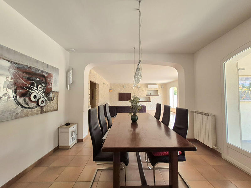Maison - 170 m² - 5 pièces