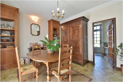 Maison en pierre - 176 m² - 7 pièces