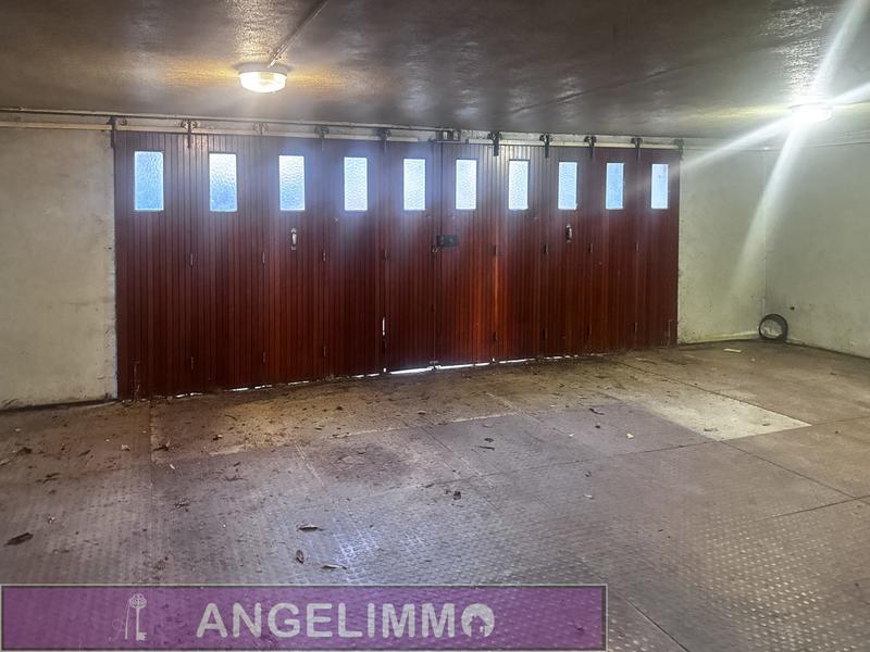 Maison - 222 m² - 5 pièces