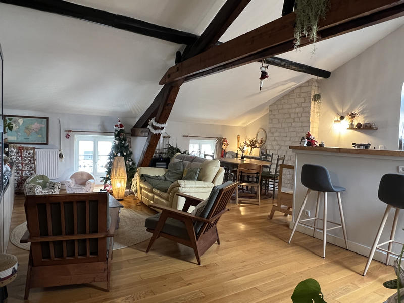 Appartement - 100 m² - 4 pièces