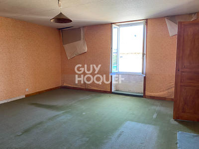 Maison - 200 m² - 3 pièces