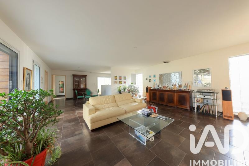 Maison - 121 m² - 5 pièces