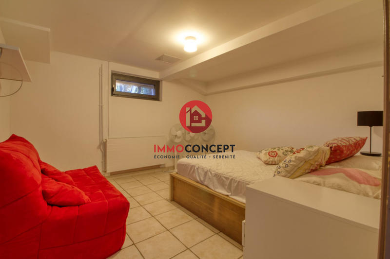 Villa - 260 m² - 7 pièces