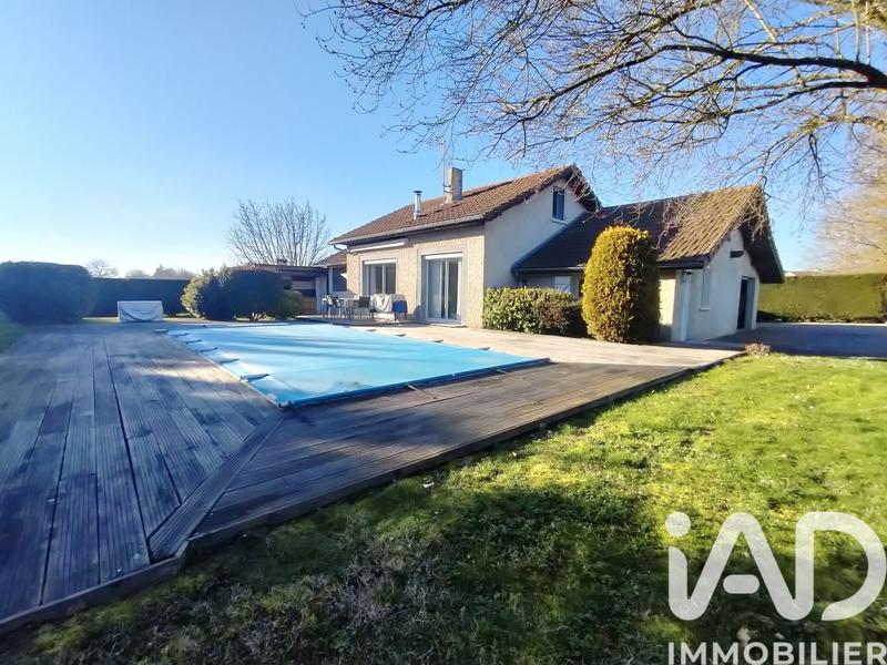 Maison - 95 m² - 4 pièces