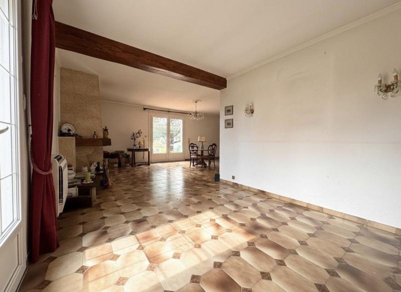 Maison - 198 m² - 7 pièces