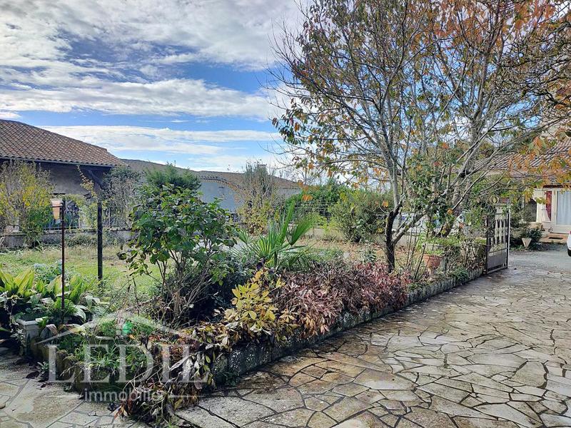 Maison de village - 130 m² - 4 pièces