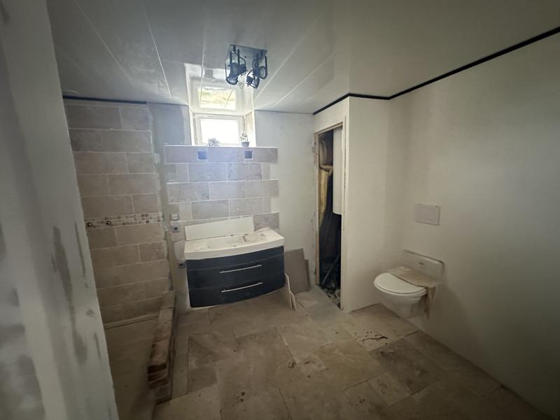 Corps de ferme - 220 m² - 1 pièce