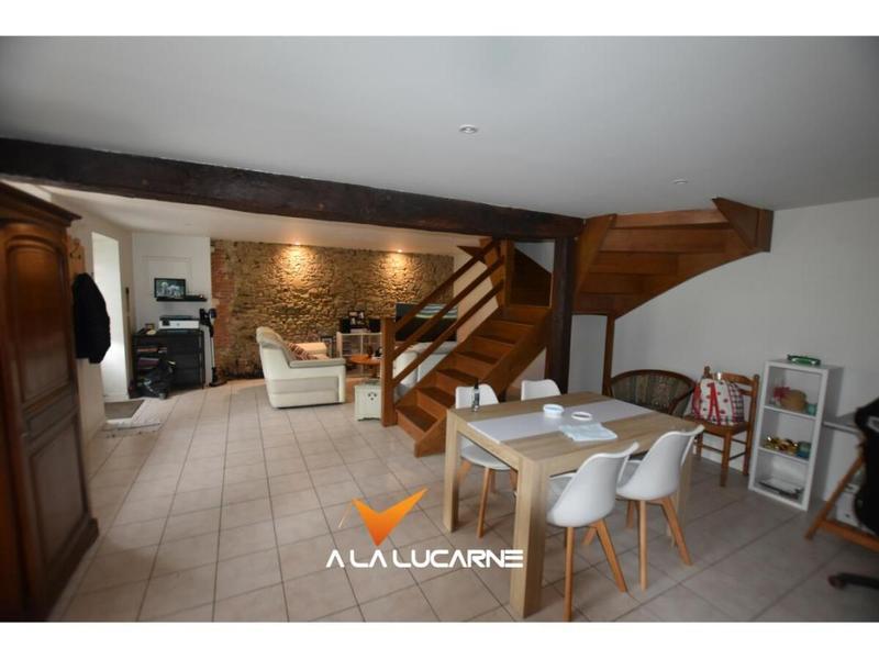 Maison en pierre - 74 m² - 4 pièces