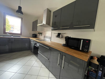 Maison - 95 m² - 5 pièces