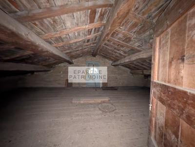 Maison - 200 m² - 7 pièces