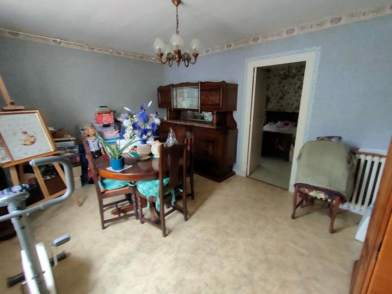 Maison - 196 m² - 7 pièces