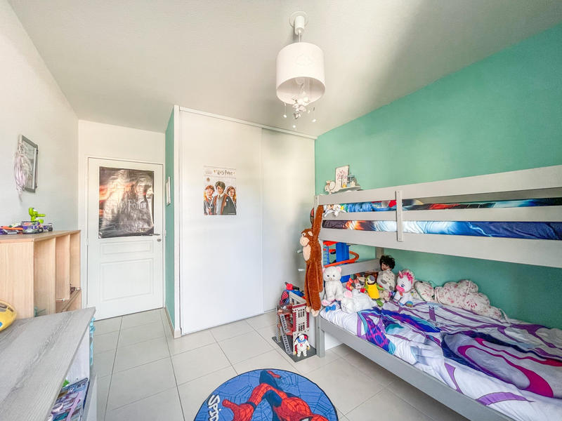 Appartement - 77 m² - 4 pièces