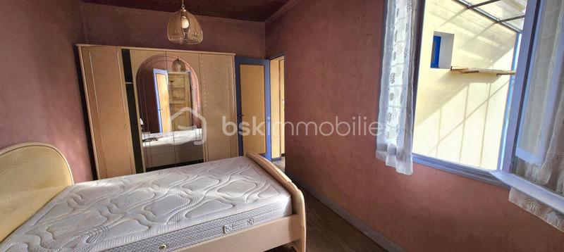 Maison - 210 m² - 4 pièces