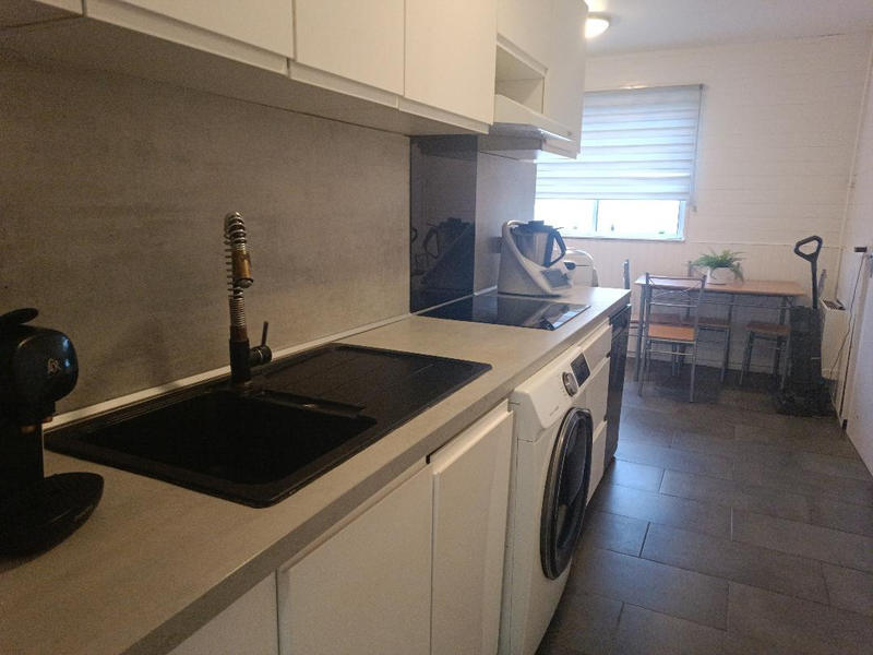 Appartement - 85 m² - 4 pièces