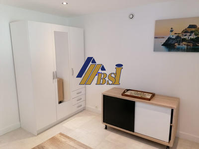 Studio - 24 m² - 1 pièce