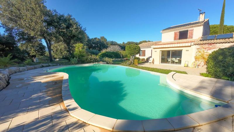 Villa - 130 m² - 4 pièces