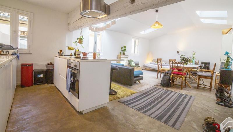 Appartement ancien - 89 m² - 4 pièces