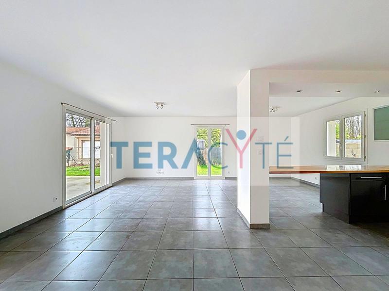 Maison - 99 m² - 4 pièces