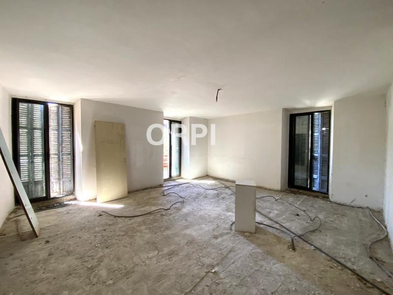 Appartement - 92 m² - 3 pièces