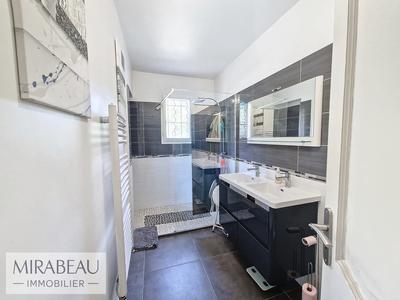 Villa - 165 m² - 6 pièces