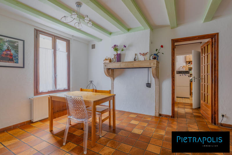 Maison - 186 m² - 7 pièces