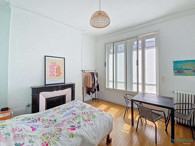 Appartement - 142 m² - 6 pièces