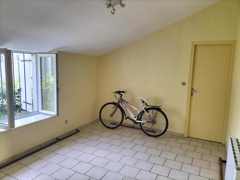 Local commercial - 91 m² - 6 pièces