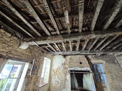 Maison traditionnelle - 90 m² - 3 pièces