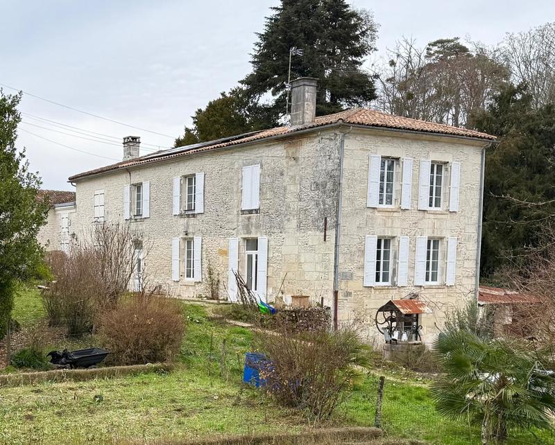 Maison - 197 m² - 7 pièces