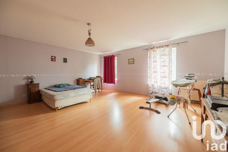 Maison - 339 m² - 10 pièces