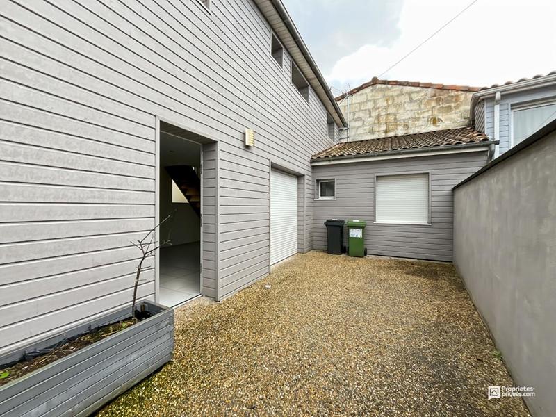 Maison - 90 m² - 4 pièces