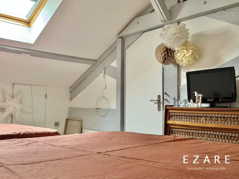 Maison - 210 m² - 5 pièces