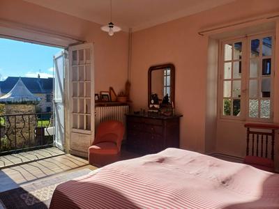 Maison de maîtres - 457 m² - 11 pièces