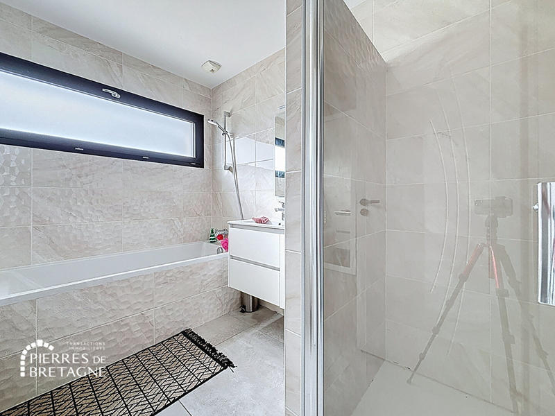 Maison - 128 m² - 6 pièces