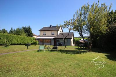 Maison - 191 m² - 10 pièces