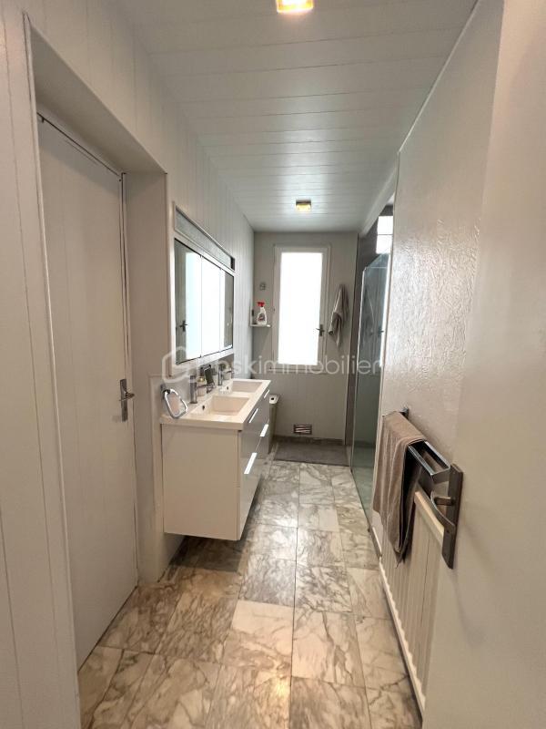 Maison - 182 m² - 5 pièces