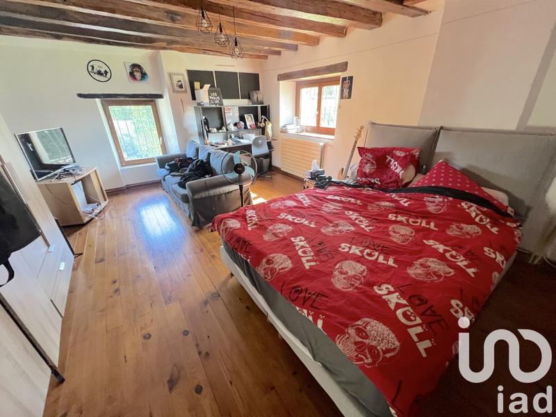 Maison - 252 m² - 10 pièces